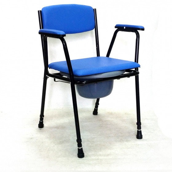 Кресло стул с санитарным оснащением без колес фото