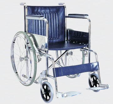 Инвалидная коляска складная LK 6005 41(46)A